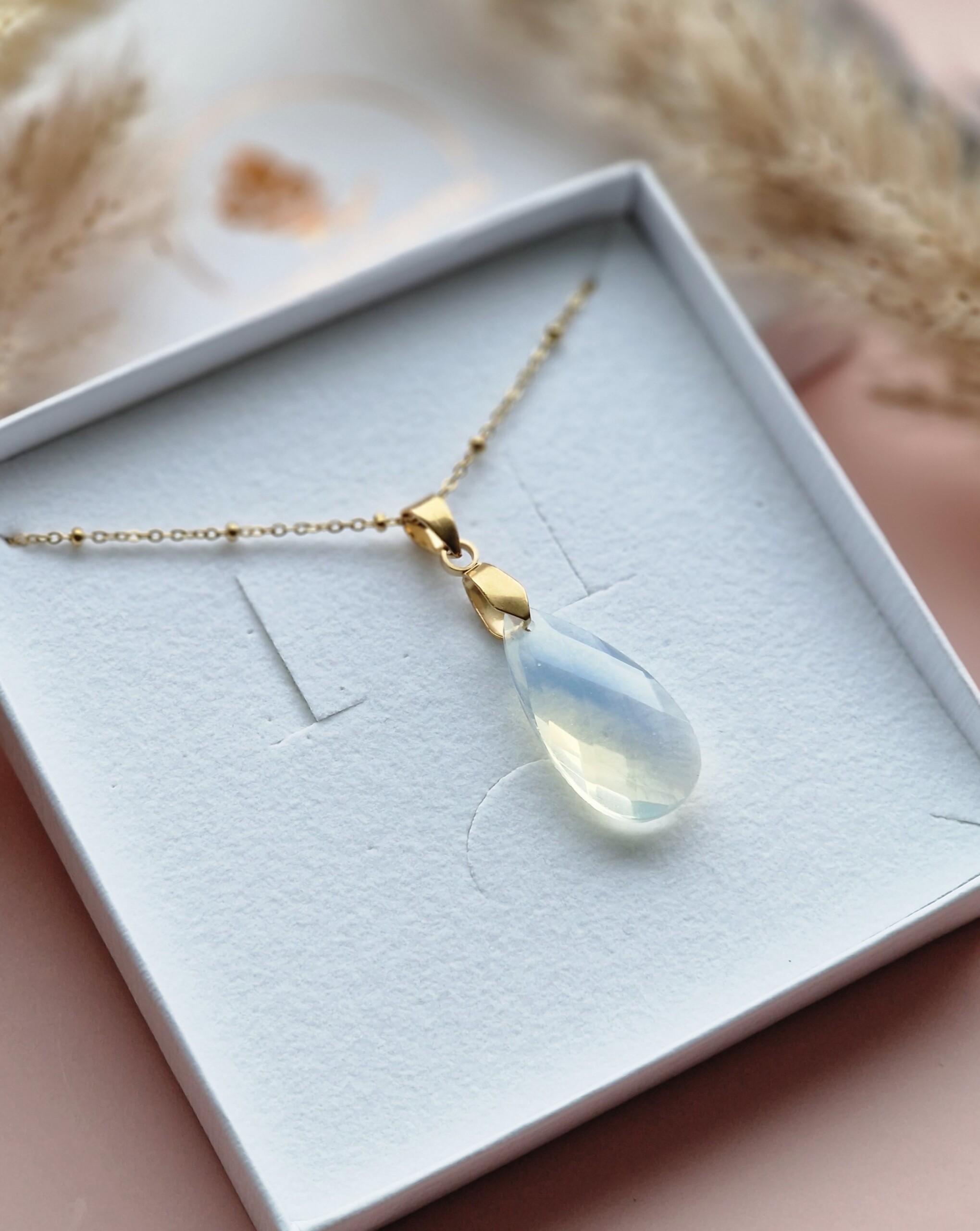 Naszyjnik Opal łezka