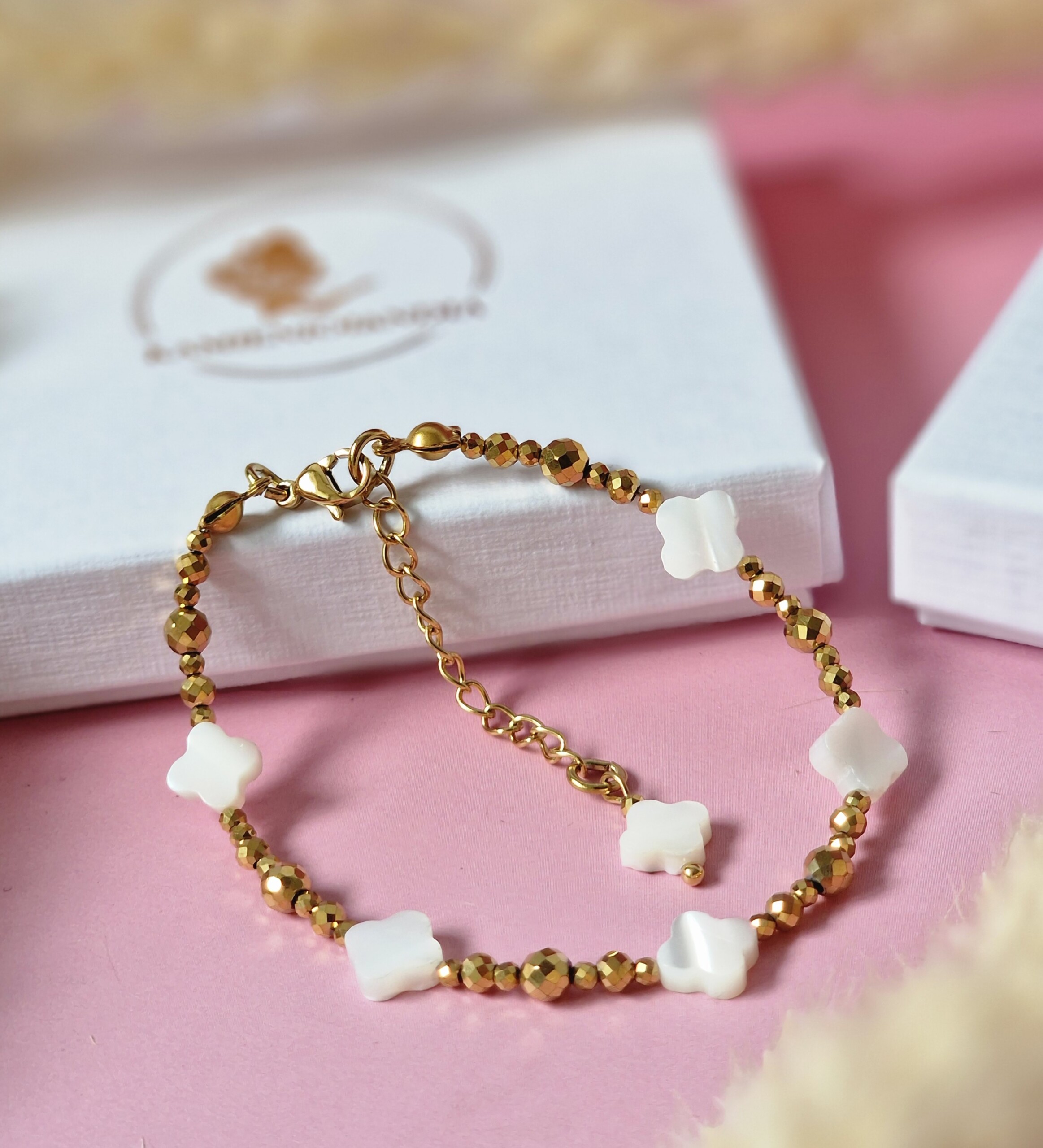 Bransoletka Masa perłowa koniczynka, Hematyt