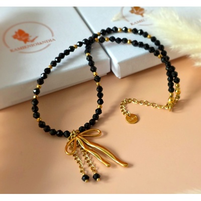 Naszyjnik z kokardką Spinel, Hematyt